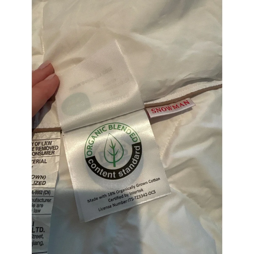 Snowman NIB Lightweight KING Comforter